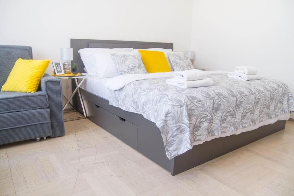 Appartamento New Exclusive With Ac Nearby Metro